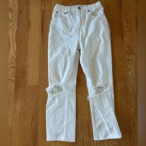 Abercrombie & Fitch The Ankle Straight Ultra High Rise White distressed jeans